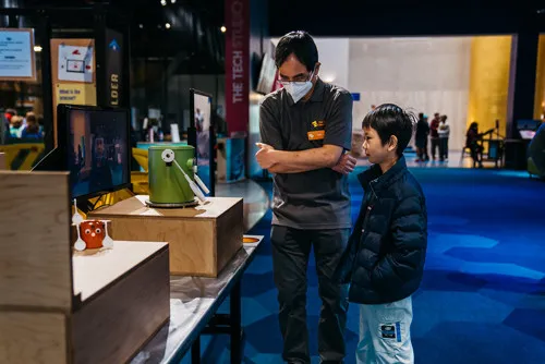 a child learns how AI is trained at The Tech Interactive